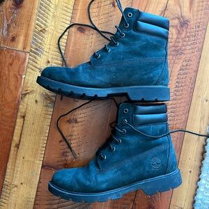 Timberland women’s hiking boots size 9
